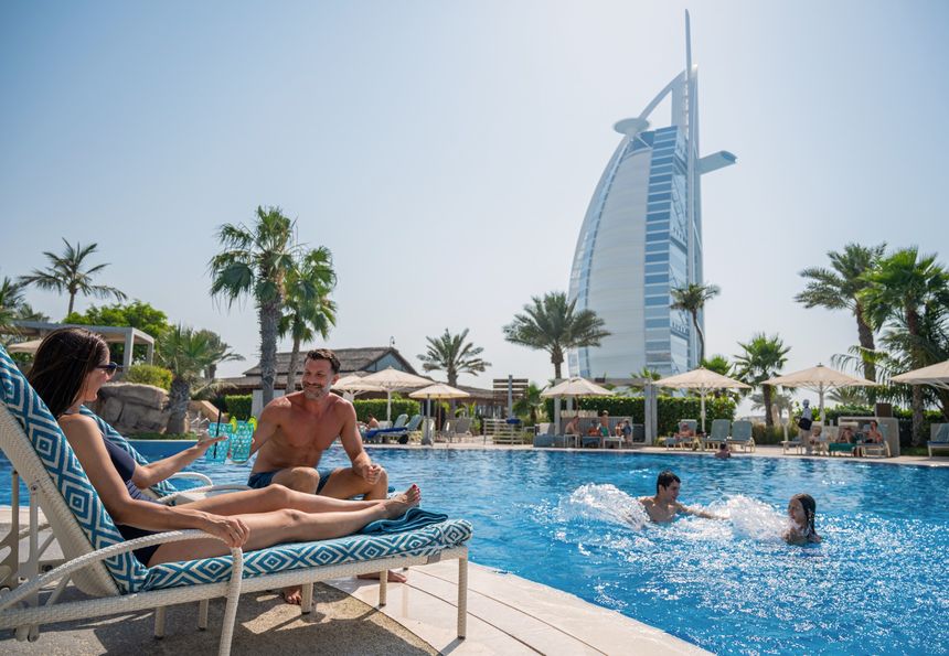 Туроператор «АРТ-ТУР» приглашает в обновленный Jumeirah Beach Hotel