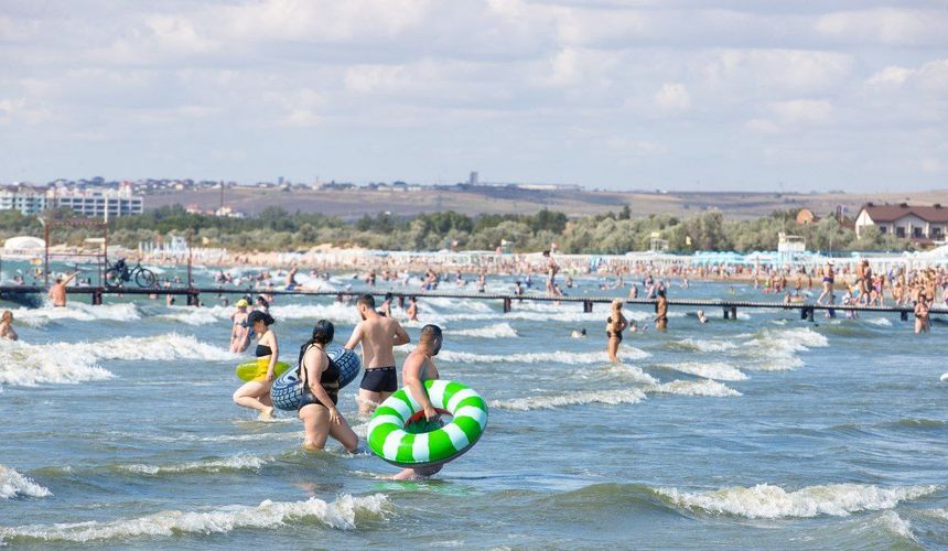 В Анапе запретили купаться из-за внезапно остывшей воды